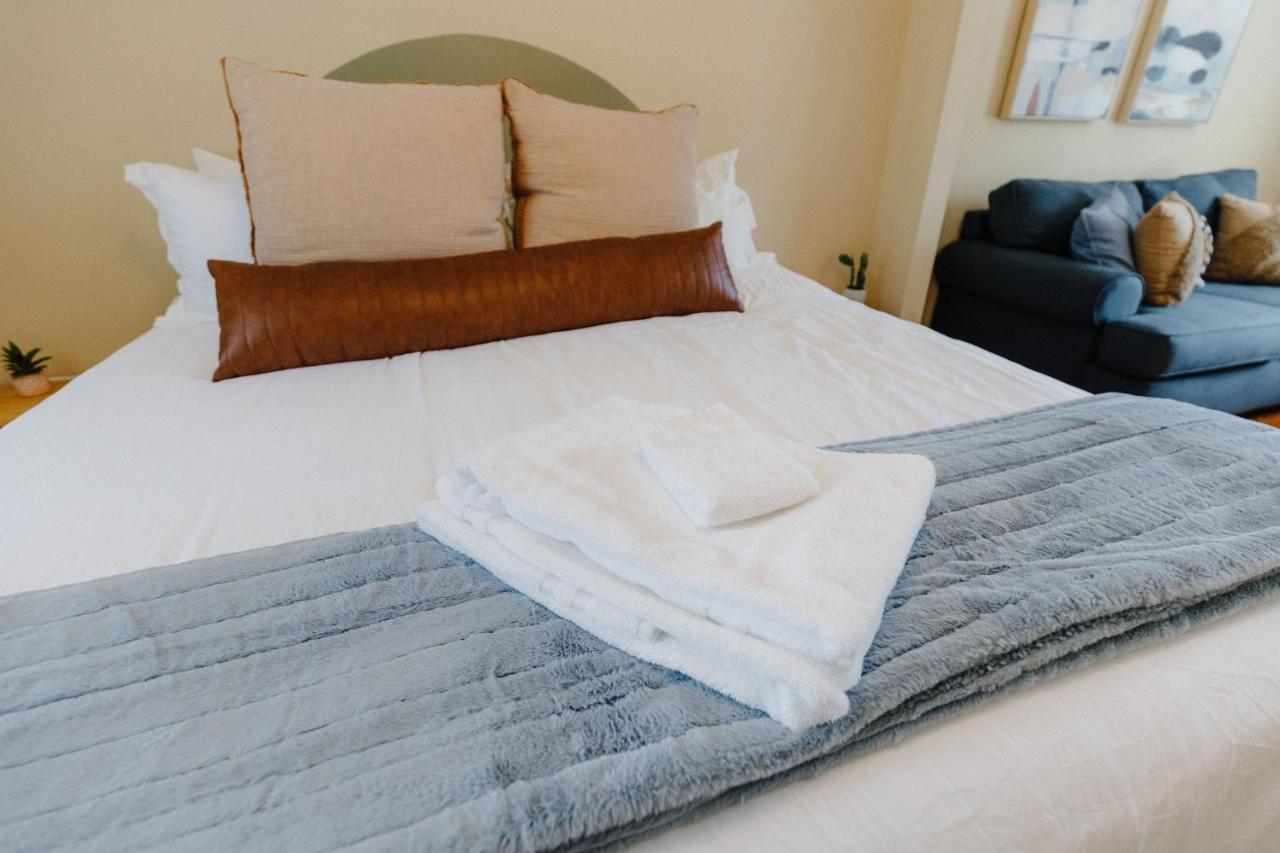 Centrally Located 3Br Overton Square Fast Wifi Free Parking Yes Pets Memphis Exterior photo