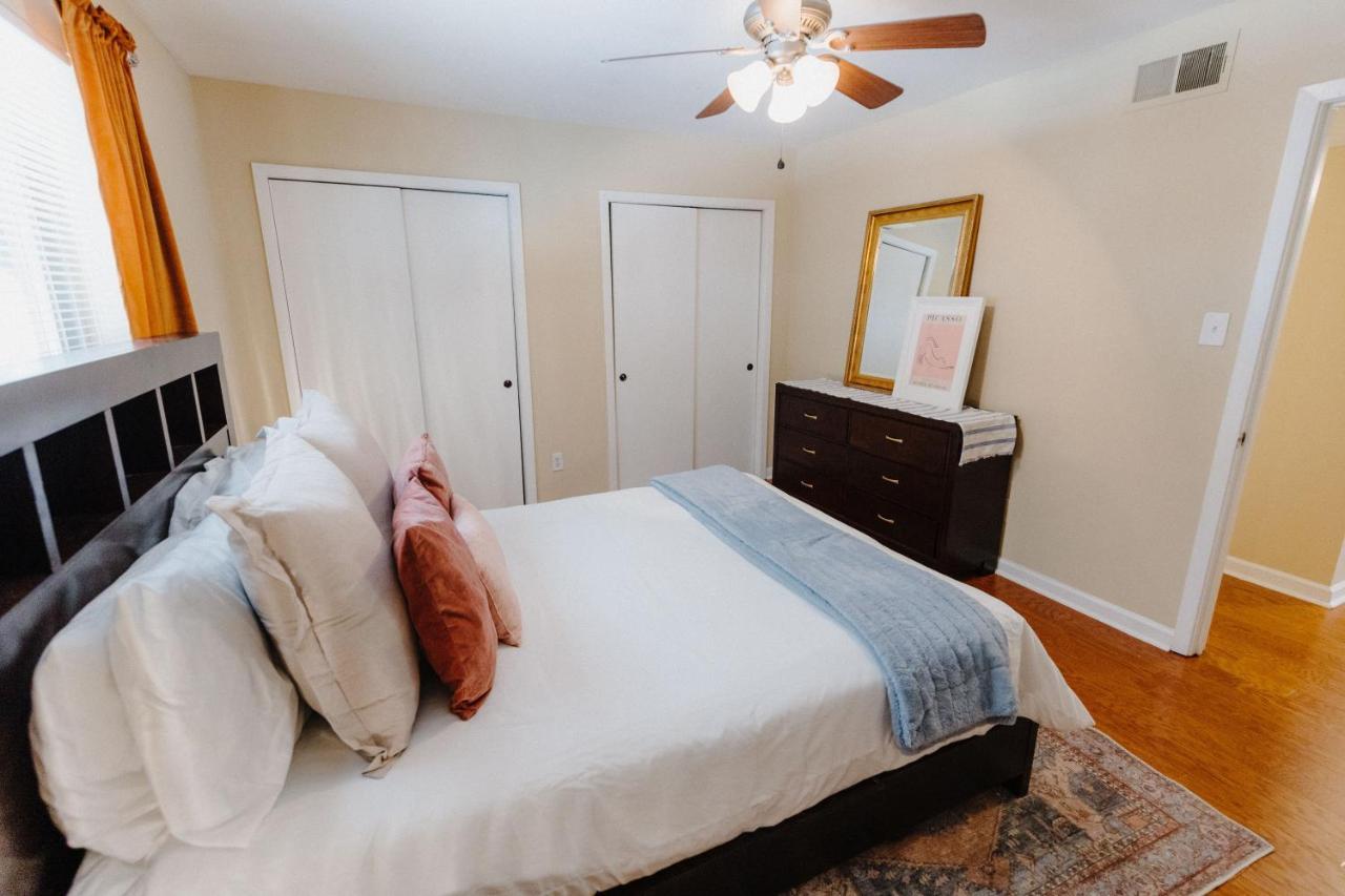 Centrally Located 3Br Overton Square Fast Wifi Free Parking Yes Pets Memphis Exterior photo